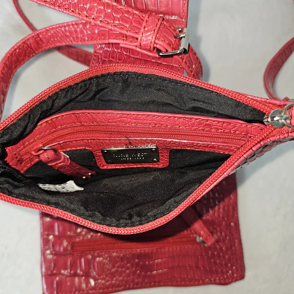 Nine West Red Mock Croc Faux Leather Crossbody Bag Purse Adjustable Strap